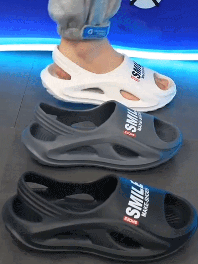 情侶款洞洞涼鞋