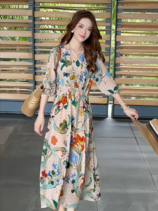 寬鬆印花連衣裙